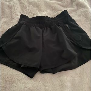 Lulu black shorts